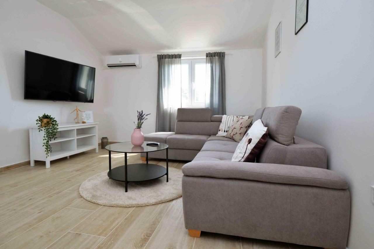 Apartments Enida Бетина Экстерьер фото